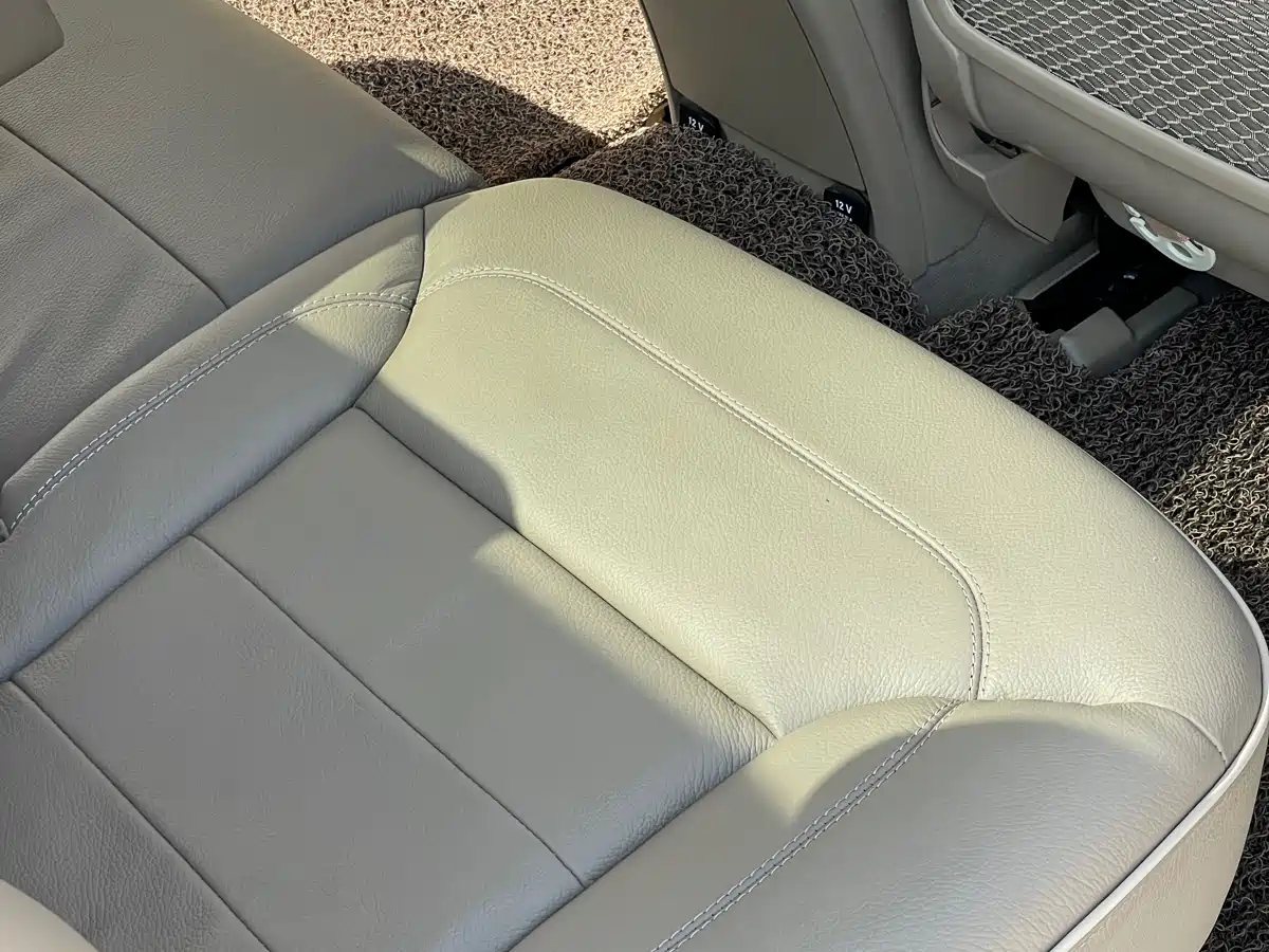 Mercedes-Benz GL-Class 2013 GL 500 4MATIC фото 23