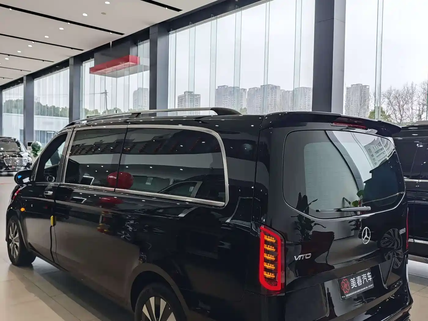 Mercedes-Benz Vito 2024 2.0T Elite Edition 7-Seater фото 15