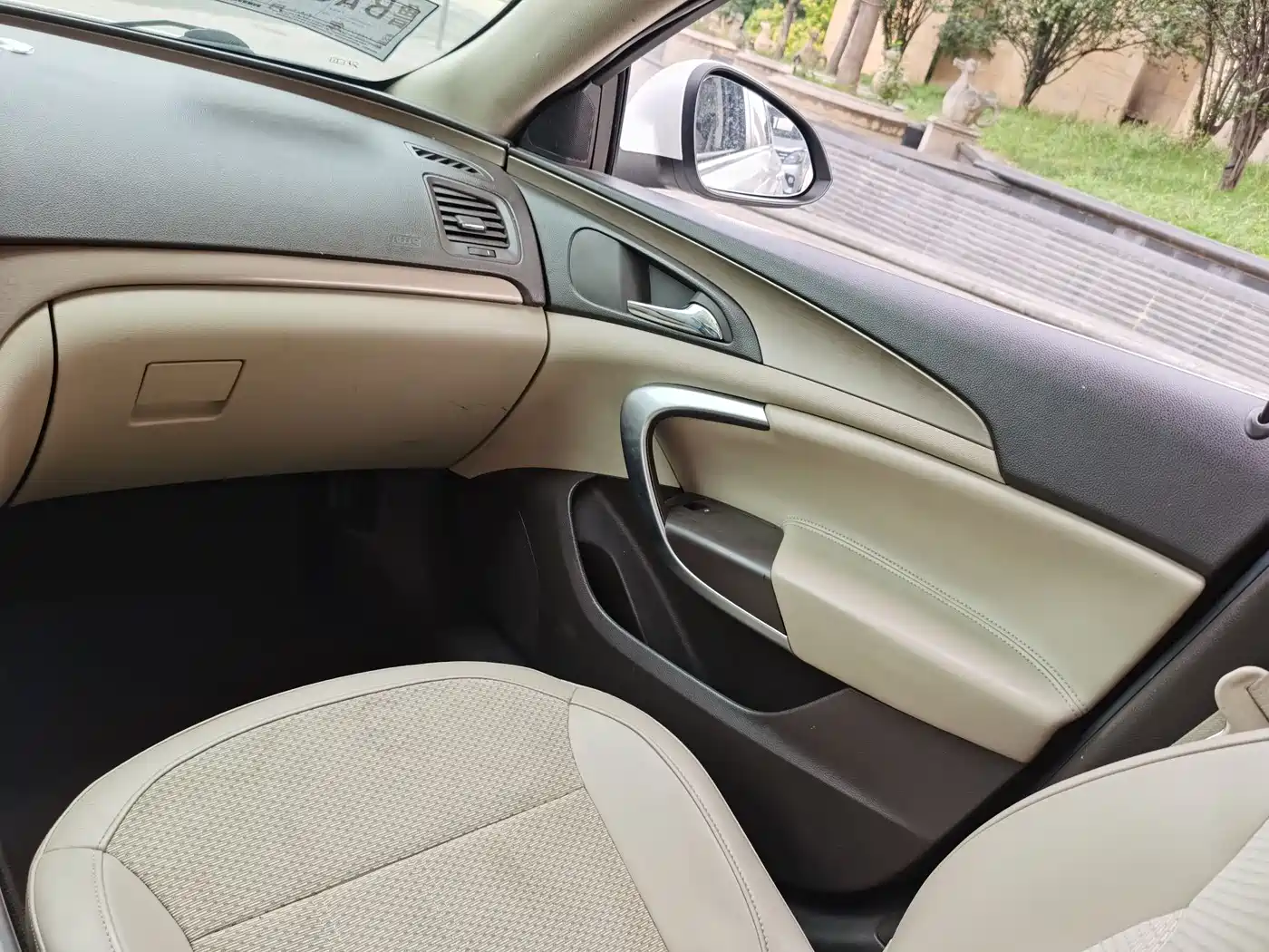 Buick Regal 2012 Model 2.0L Comfort фото 8