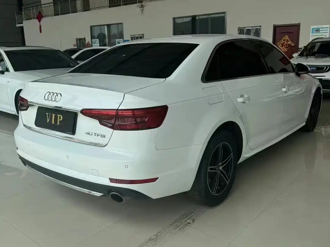 Audi A4L 2017 40 TFSI Progressive фото 6
