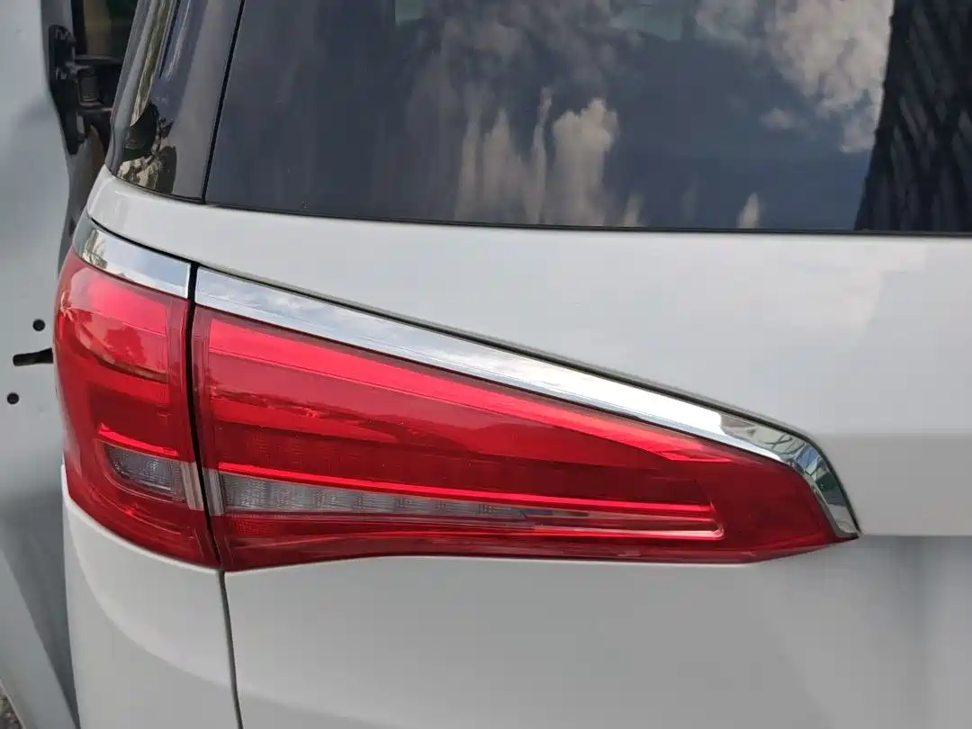 Buick GL8 2018 ES 28T Flagship Type China VI фото 6