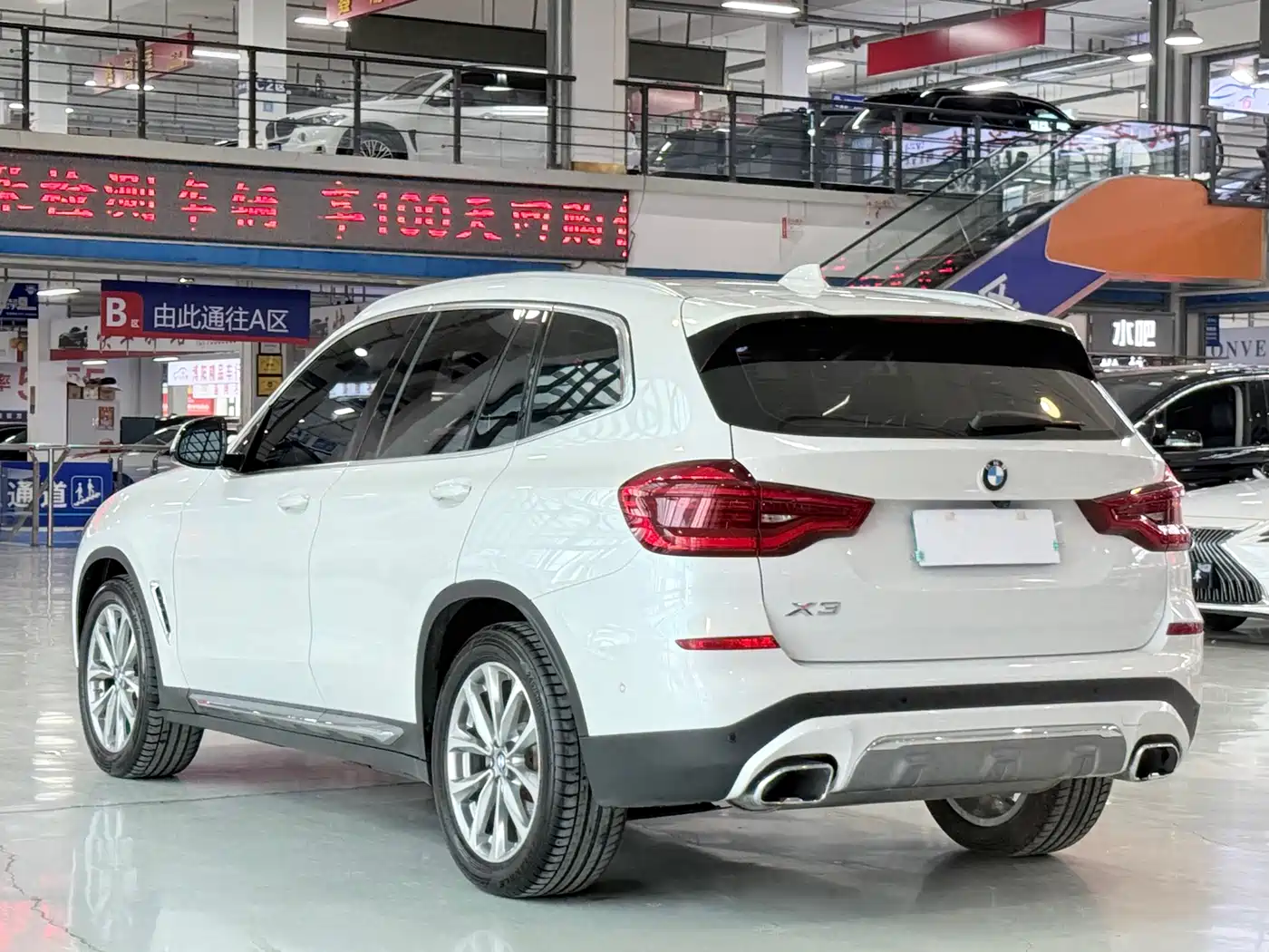 BMW X3 2020 xDrive25i Luxury Package фото 8