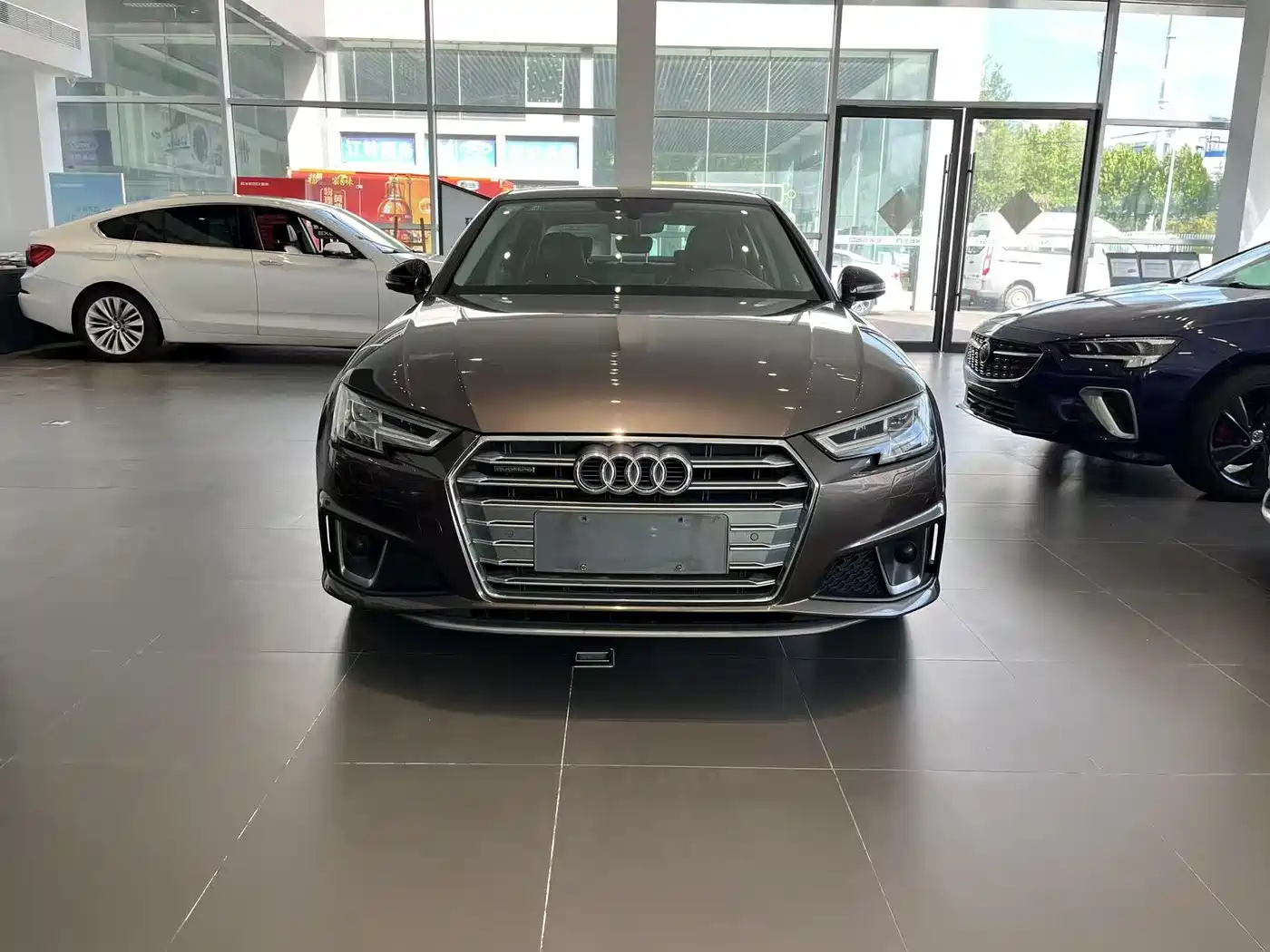Audi A4L 2019 45 TFSI quattro Personality Sport (China V) фото 2