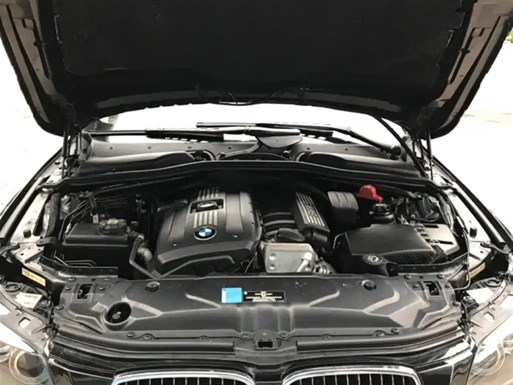 Photo 13 - BMW 5 Series
