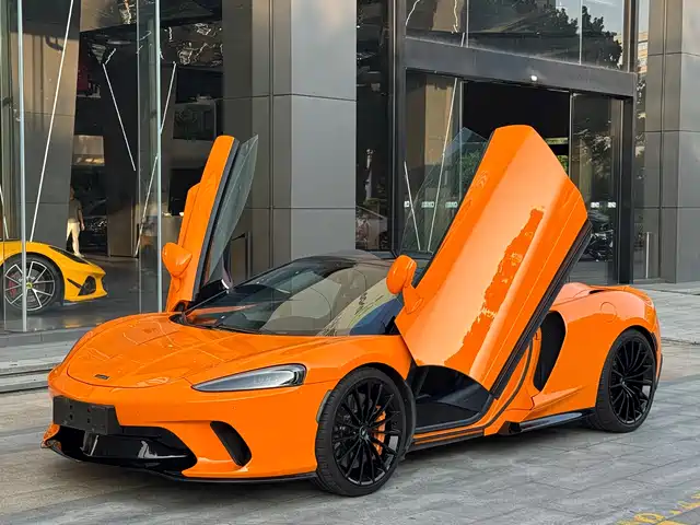 mclaren gt