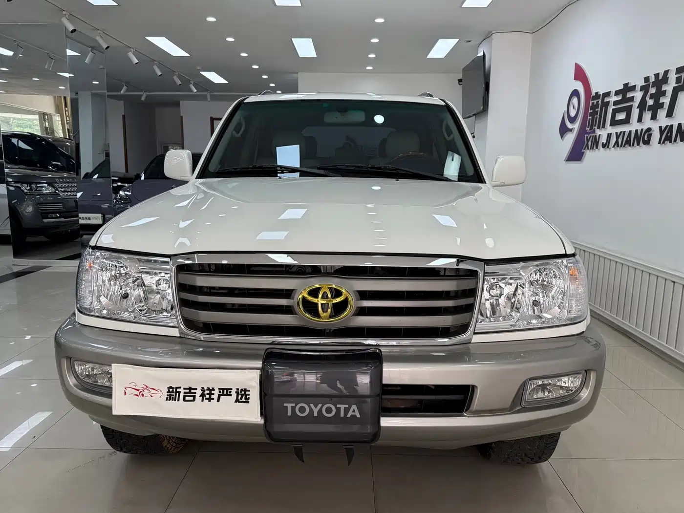 Toyota Land Cruiser 2005 4.7L Automatic VX-R фото 2