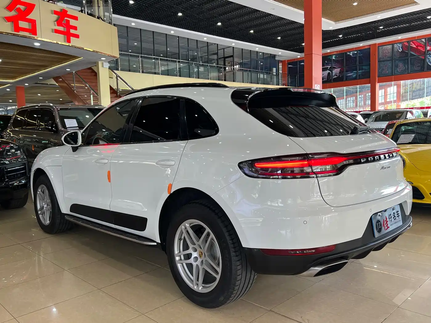 Porsche Macan 2018 Macan 2.0T фото 6