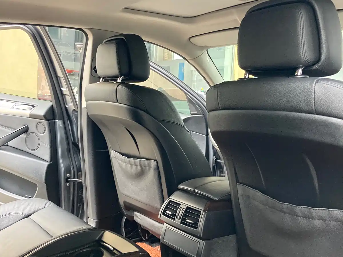 BMW X6 2012 xDrive35i фото 17