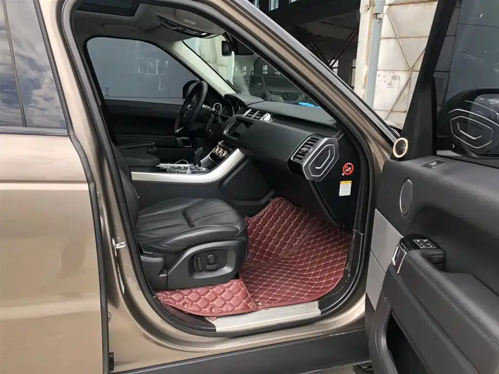 Land Rover Range Rover Sport 2016 Model 2.0 GTDi HSE фото 5