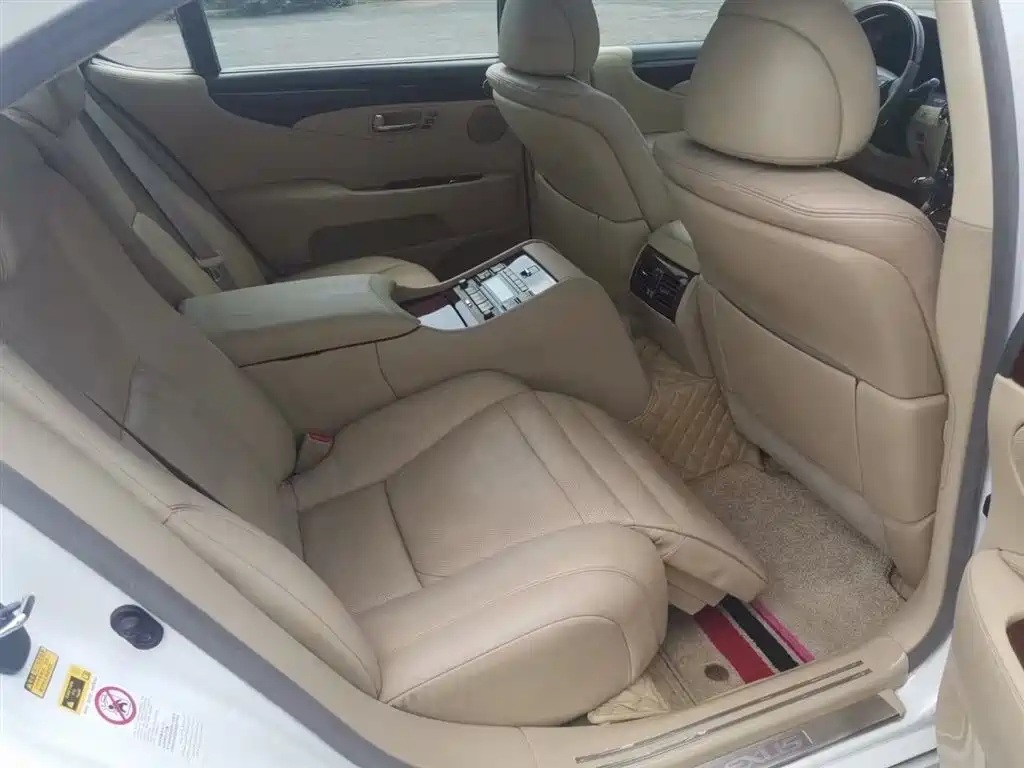 Lexus LS 2006 460L Premium Edition фото 7