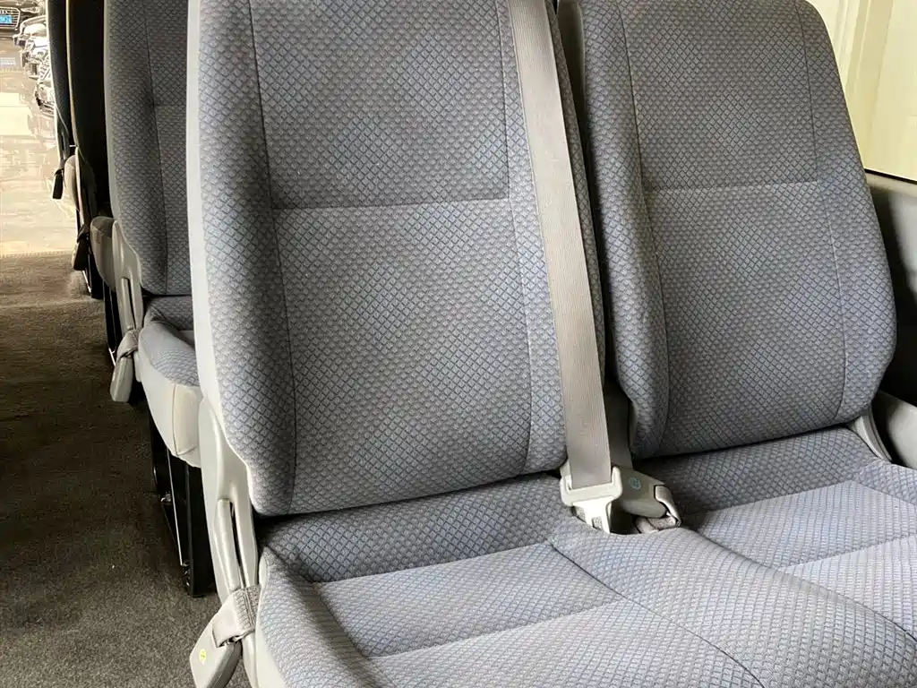 Toyota HIACE 2011 2.7L Automatic Standard 13-seater фото 12