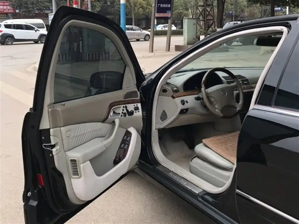 Mercedes-Benz S-Class фото 8