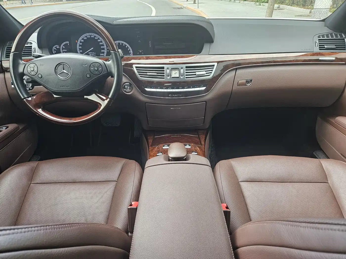 Mercedes-Benz S-Class 2012 S 350 L 4MATIC Grand Edition фото 7