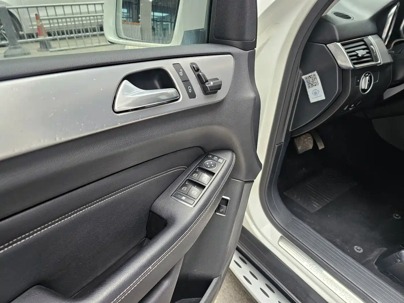 Mercedes-Benz M-Class 2014 ML 320 4MATIC фото 9