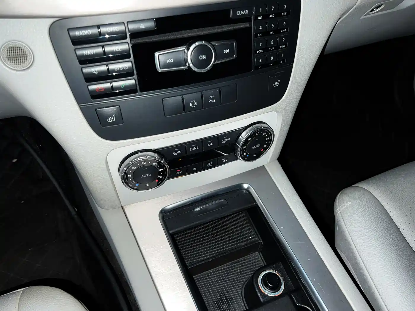 Mercedes-Benz GLK-Class 2013 Facelift GLK 300 4MATIC Fashion фото 17