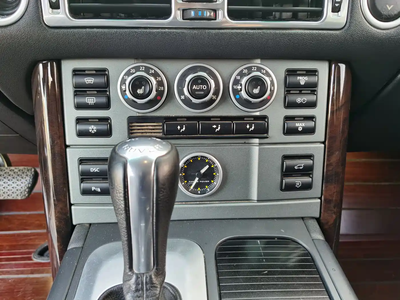 Land Rover Range Rover 2007 Model V8 4.4 фото 30