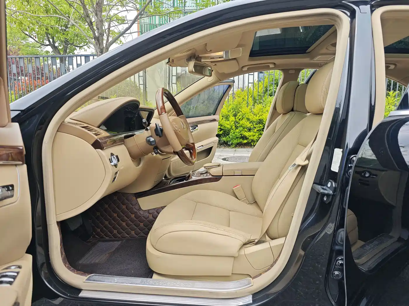 Mercedes-Benz S-Class 2010 Model S 400 L HYBRID фото 14