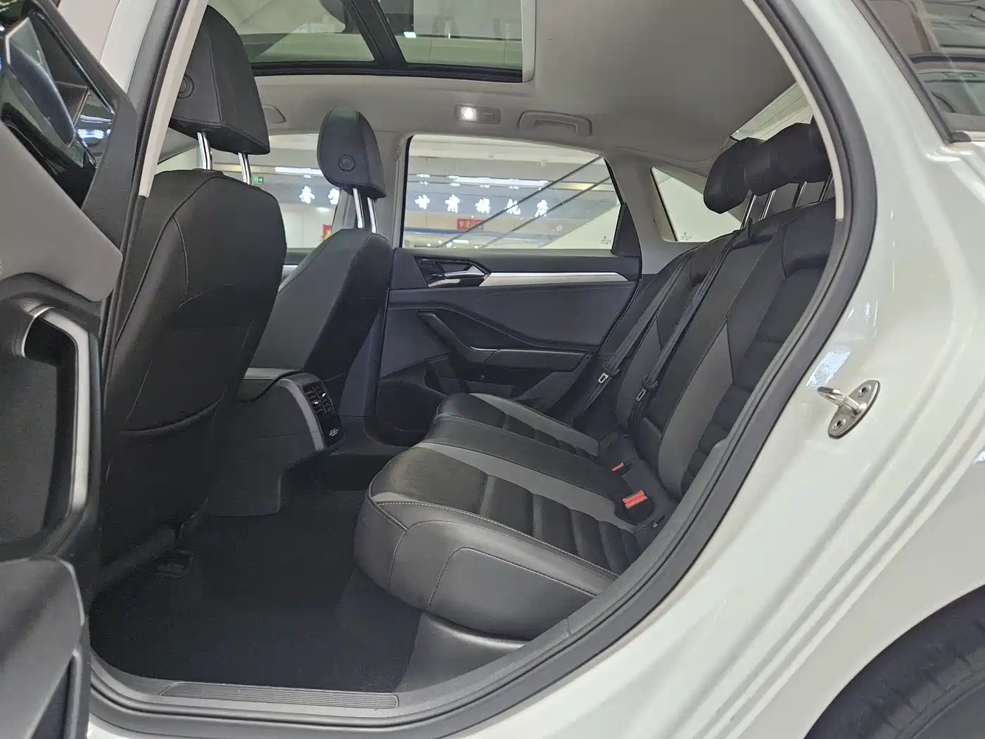 Volkswagen Sagitar 2019 200TSI DSG Comfort Edition China VI фото 12