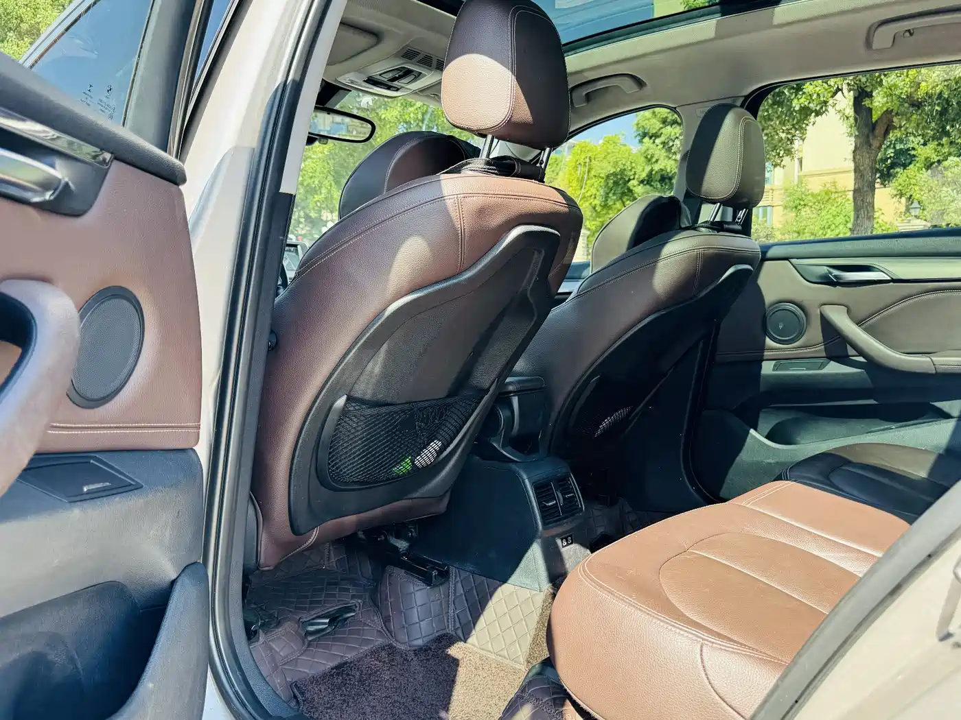 BMW X1 2019 sDrive18Li Premium Model фото 7
