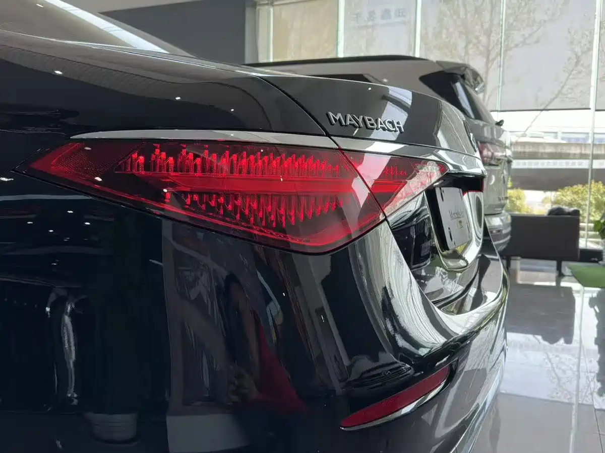 Mercedes-Benz Maybach S-Class 2025 Model S 480 4MATIC фото 2