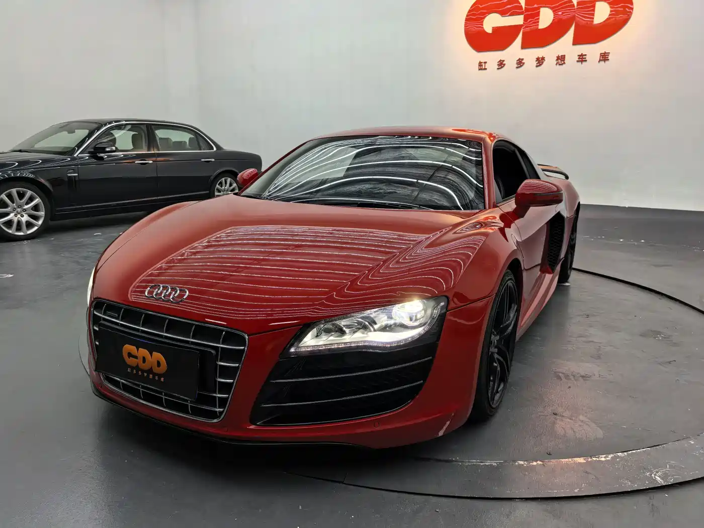 Audi R8 2010 5.2 FSI quattro фото 11