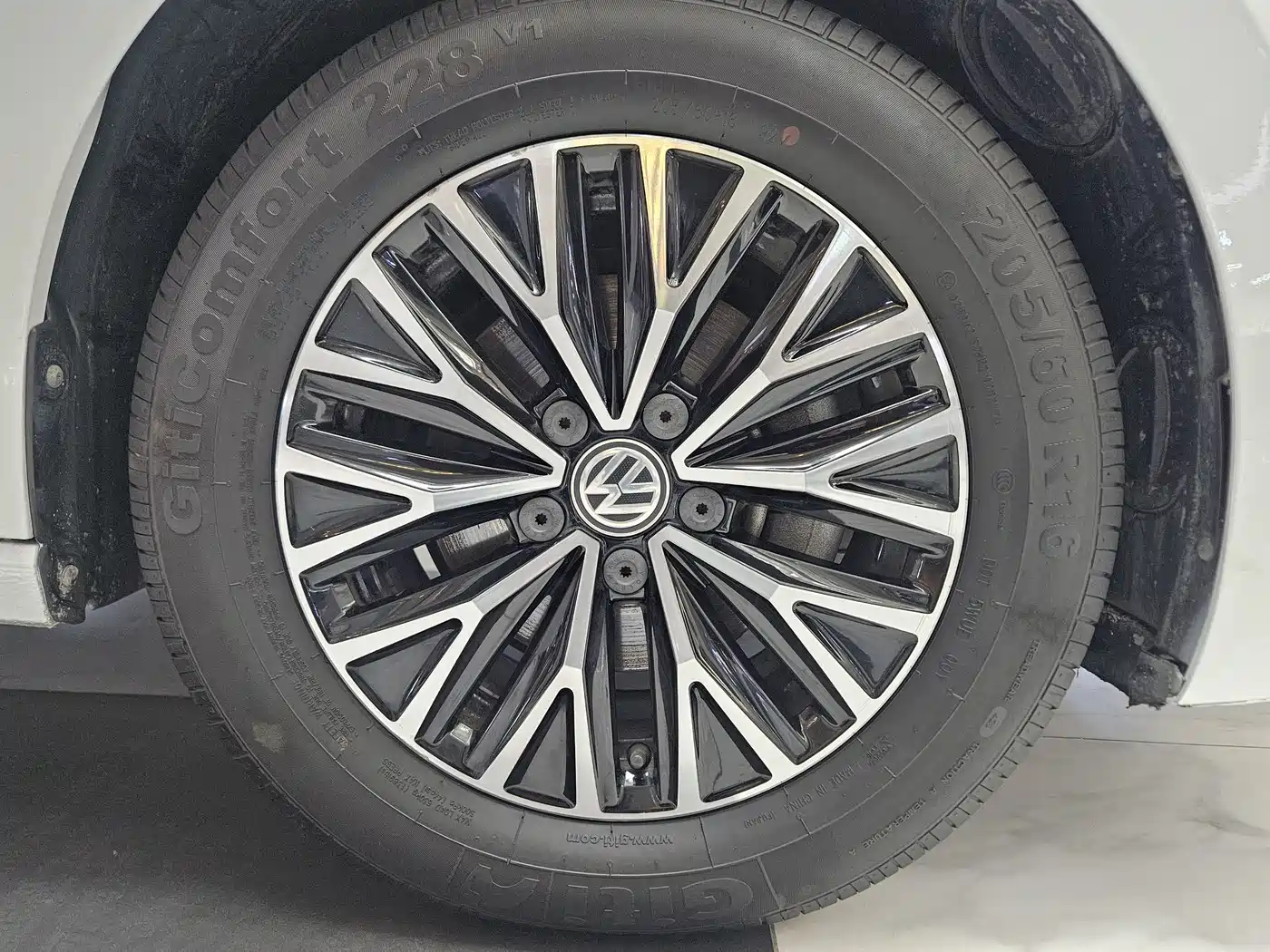 Volkswagen Sagitar 2019 200TSI DSG Comfort Edition China VI фото 20