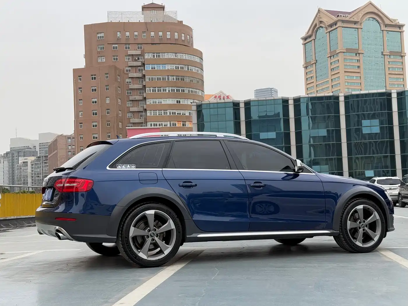 Audi A4 (Import) 2016 2014 40 TFSI allroad quattro plus