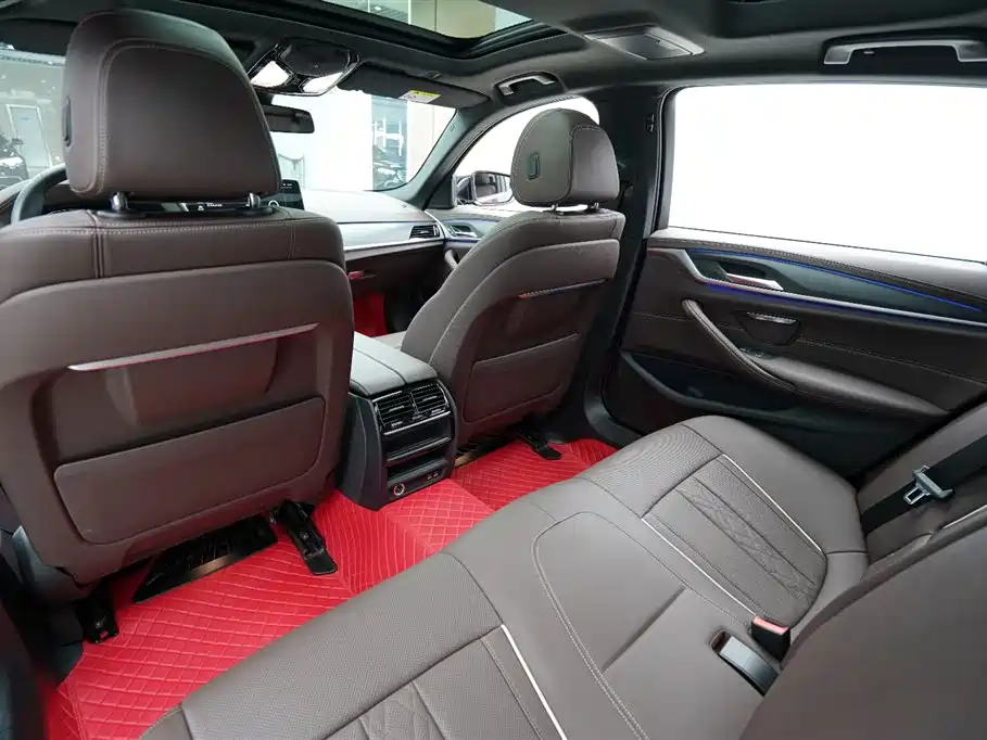 BMW 5 Series 2022 Facelift 530Li Leading M Sport Package фото 16