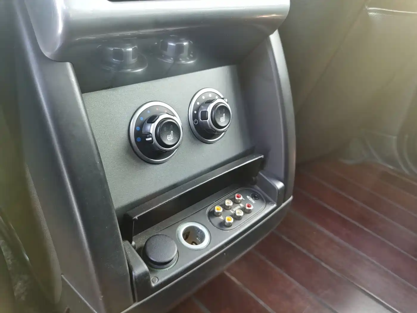 Land Rover Range Rover 2007 Model V8 4.4 фото 36