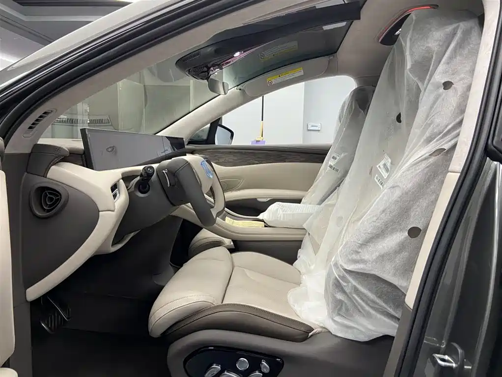 ZHIJI AUTOMOBILE ZHIJI LS7