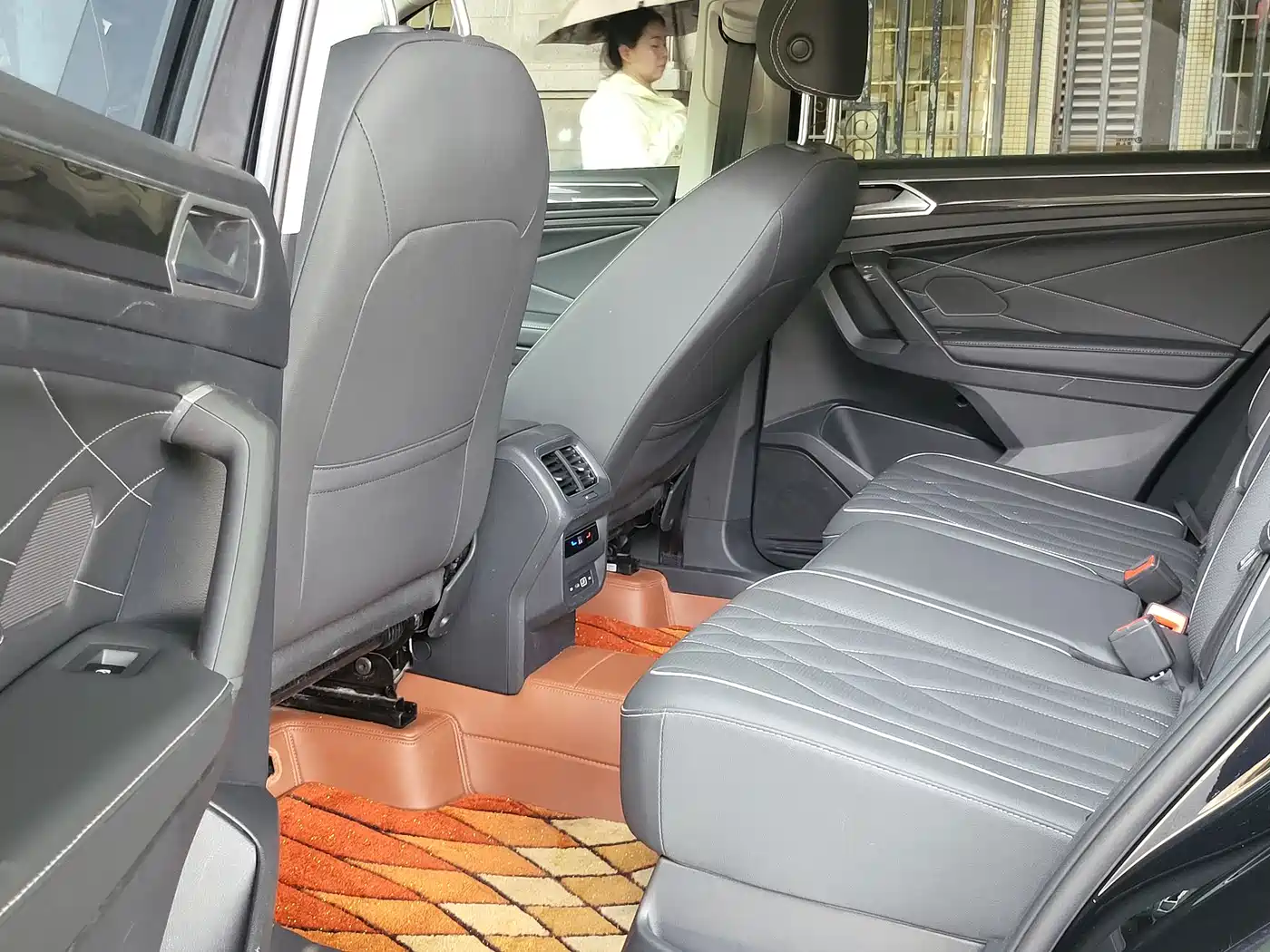 VOLKSWAGEN TIGUAN L NEW ENERGY