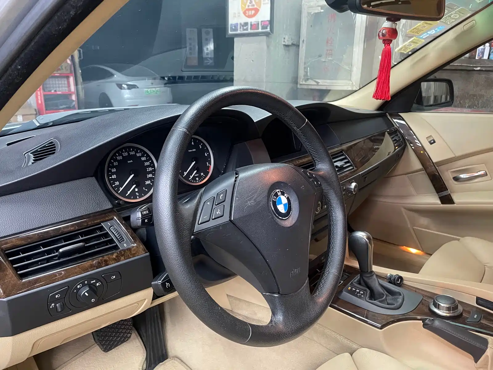 Фото 8 - BMW 5 Series
