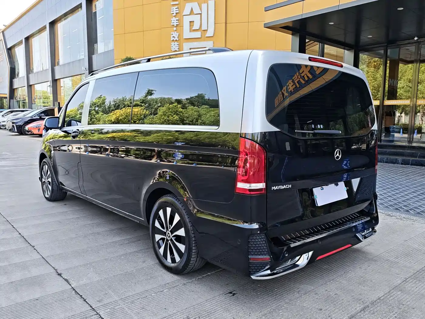 Mercedes-Benz Vito 2021 2.0T Elite 7-Seater фото 4