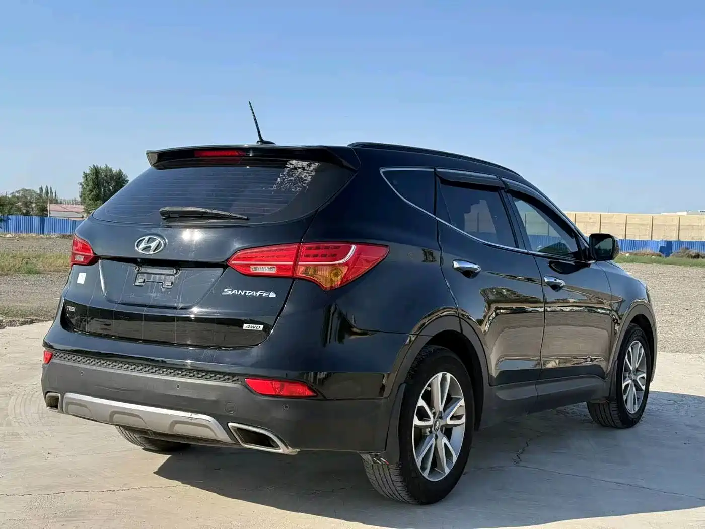 Hyundai Santa Fe 2013 Facelift 2.0T Automatic 4WD Premium фото 5