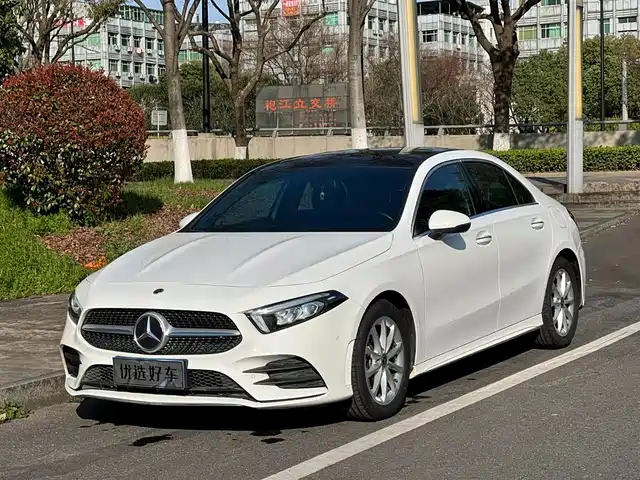 MERCEDES-BENZ A CLASS