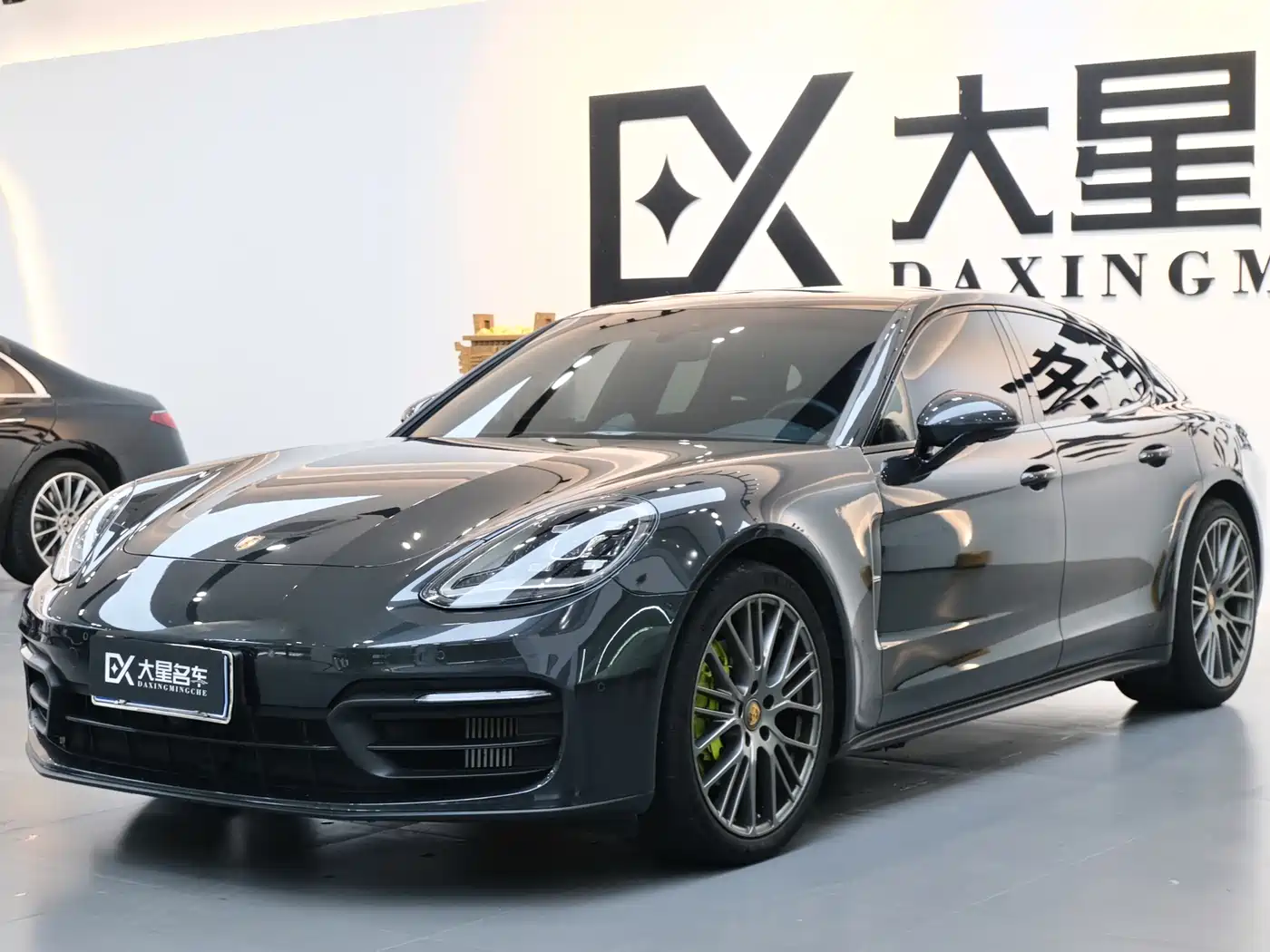 Porsche Panamera 2023 Panamera 2.9T Platinum Edition фото 10