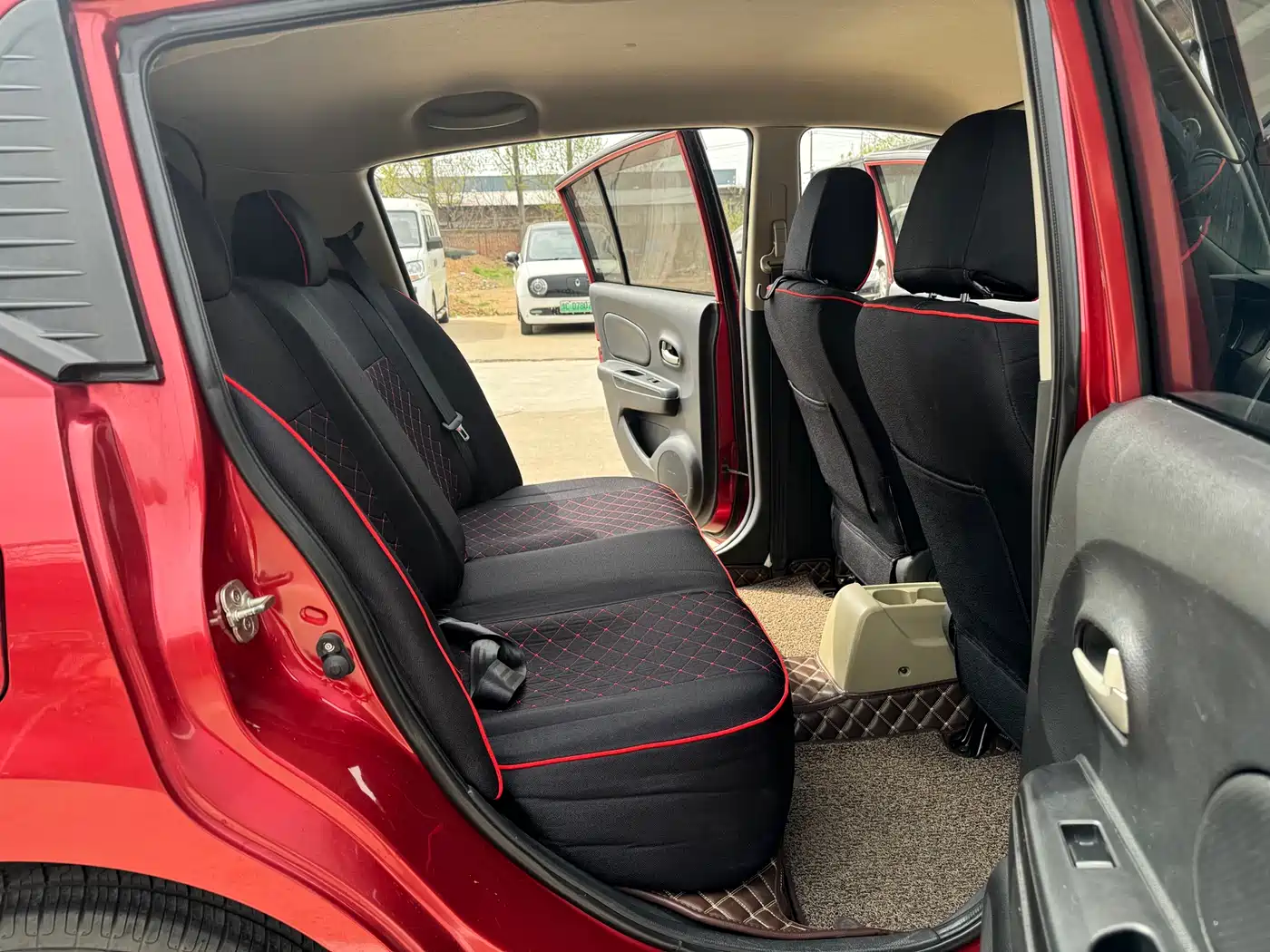Venucia R50 2014 2013 1.6L Auto Fashion
