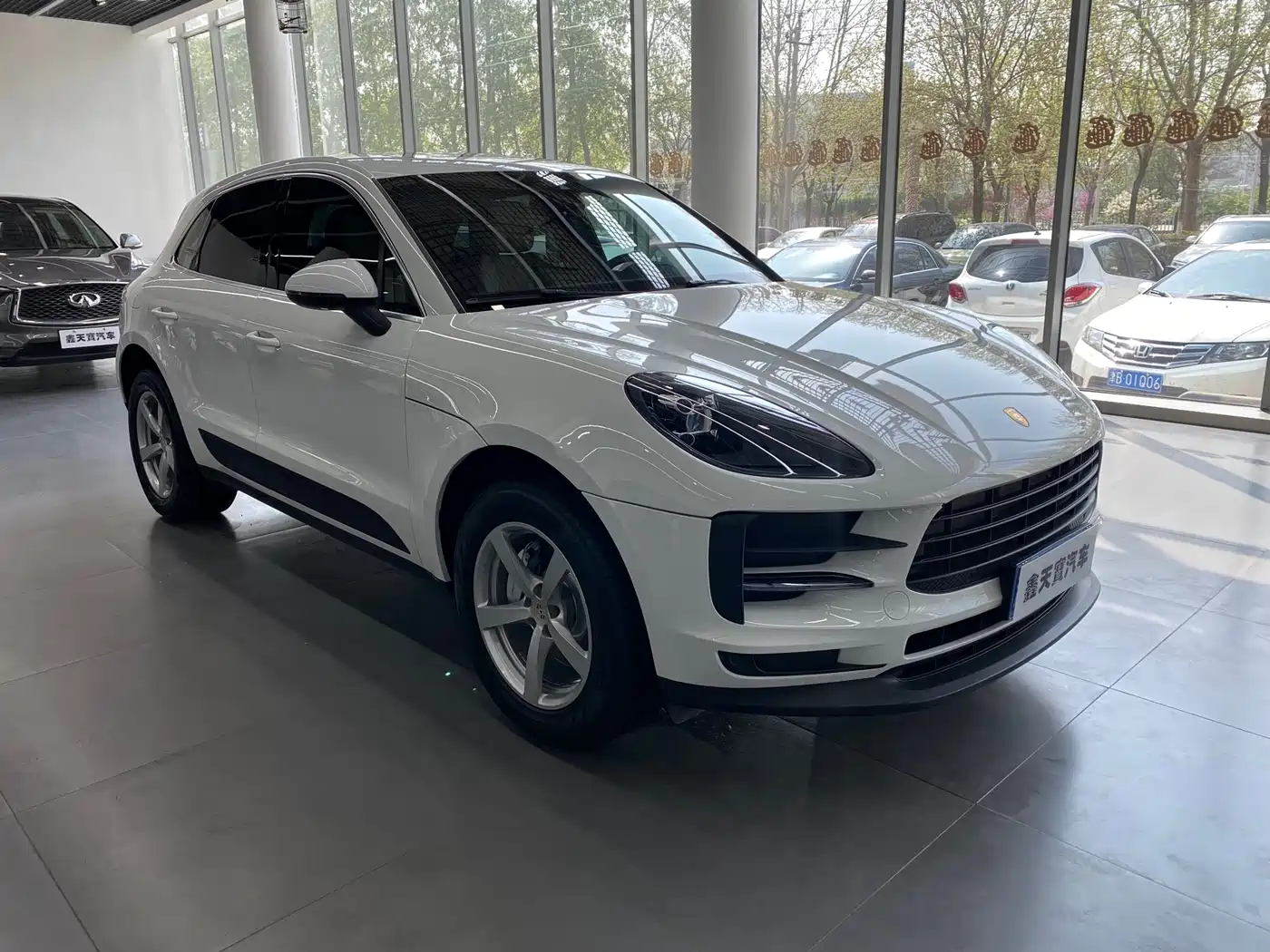 Porsche Macan 2018 Macan 2.0T фото 4