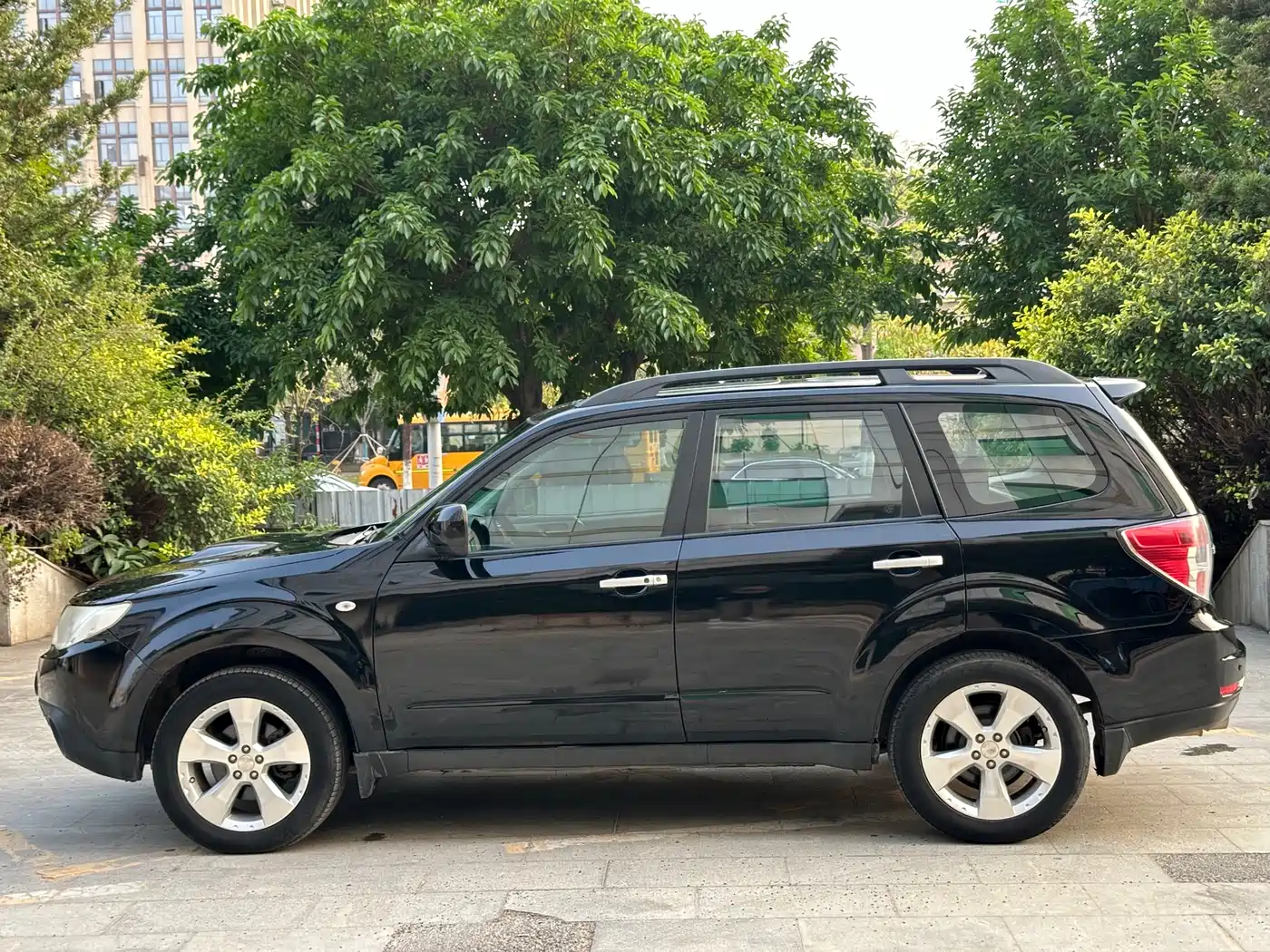 Subaru Forester 2010 2.5XT Automatic Luxury Edition фото 6