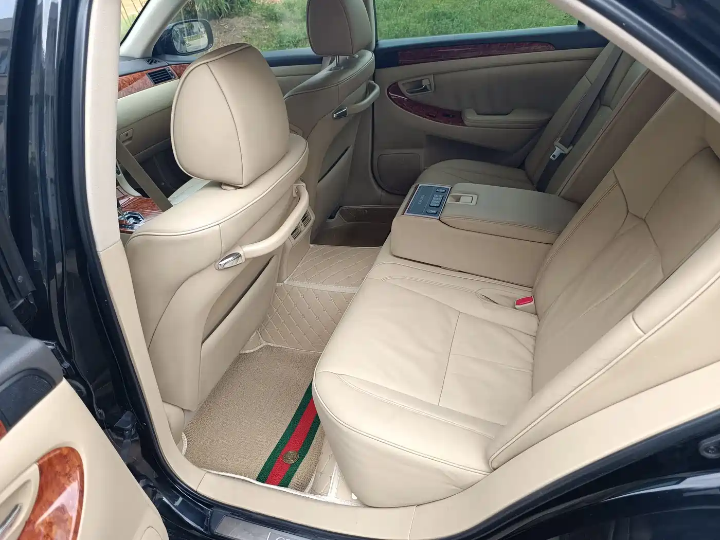 Toyota Crown 2006 2005 Model 3.0L Royal