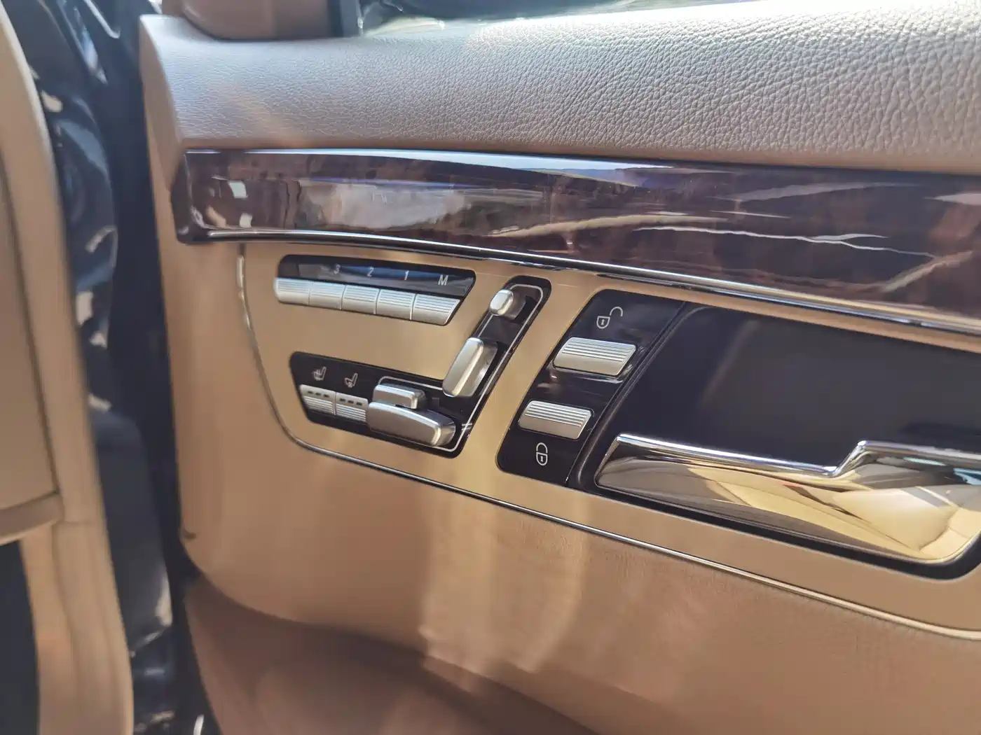 Mercedes-Benz S-Class 2008 Model S 500 L 4MATIC фото 25