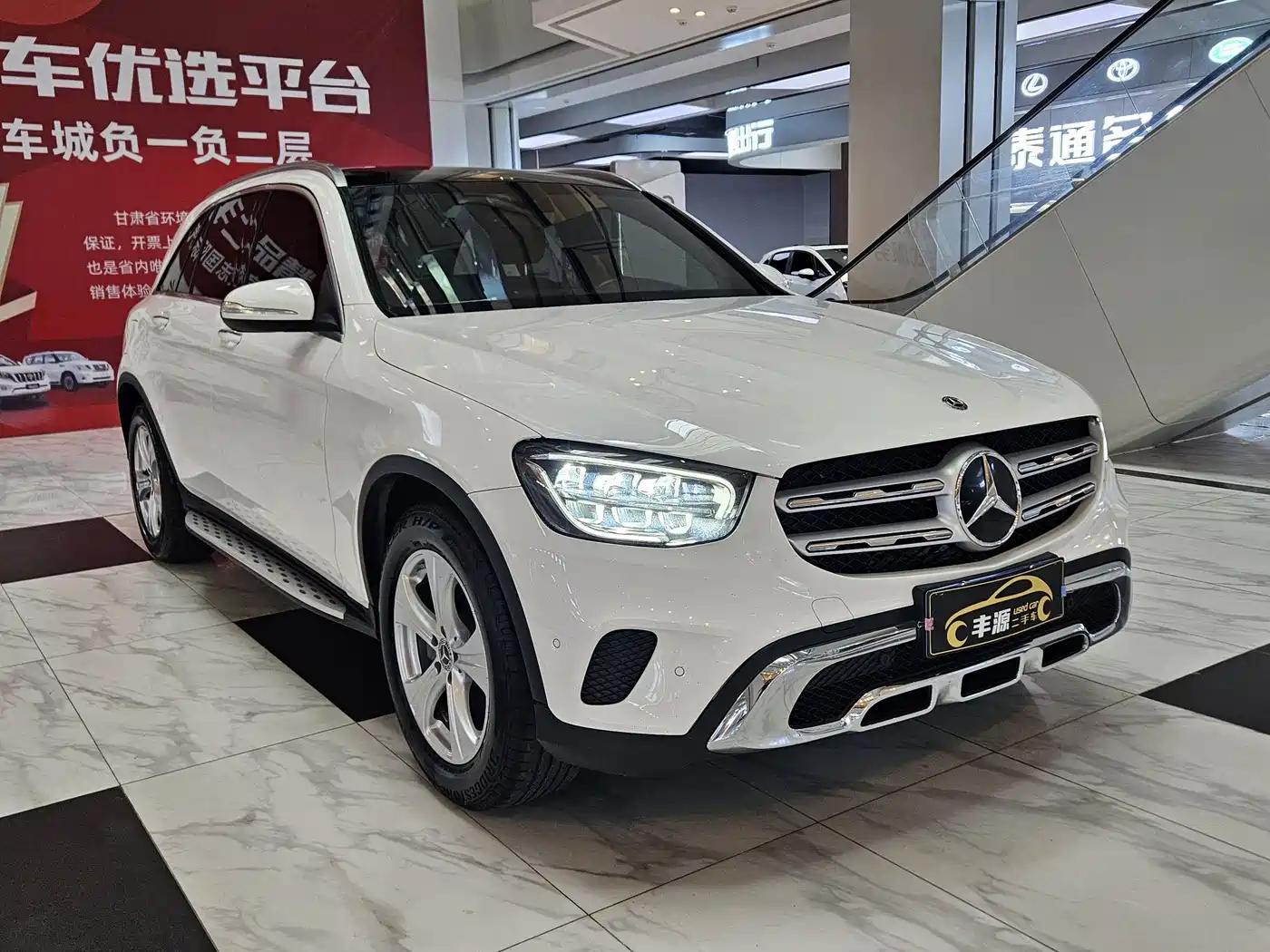 Mercedes-Benz GLC 2020 Facelift GLC 260 L 4MATIC Dynamic фото 3