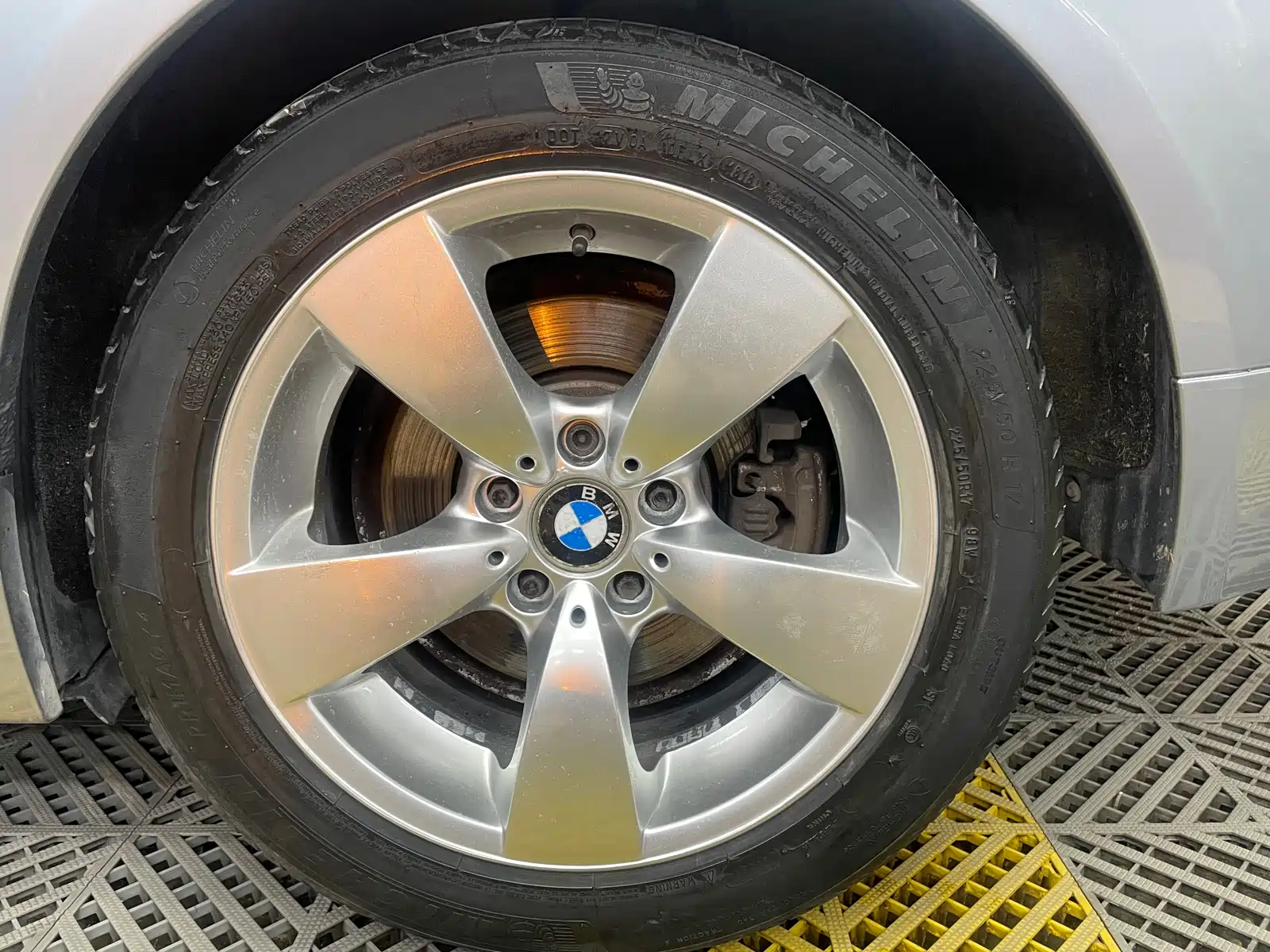 Фото 26 - BMW 5 Series
