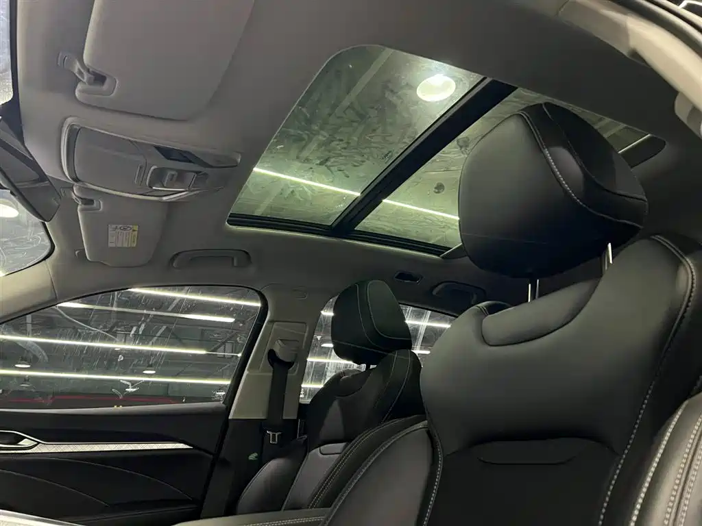 GEELY AUTOMOBILE XINGRUI