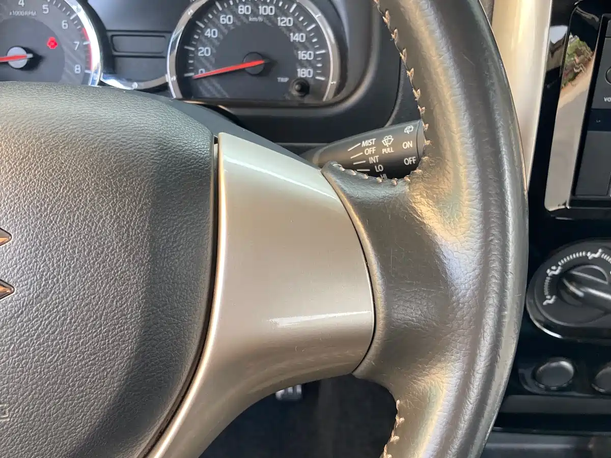 Suzuki Jimny (Import) 2016 2015 1.3 AT Mode3 Navigation Edition