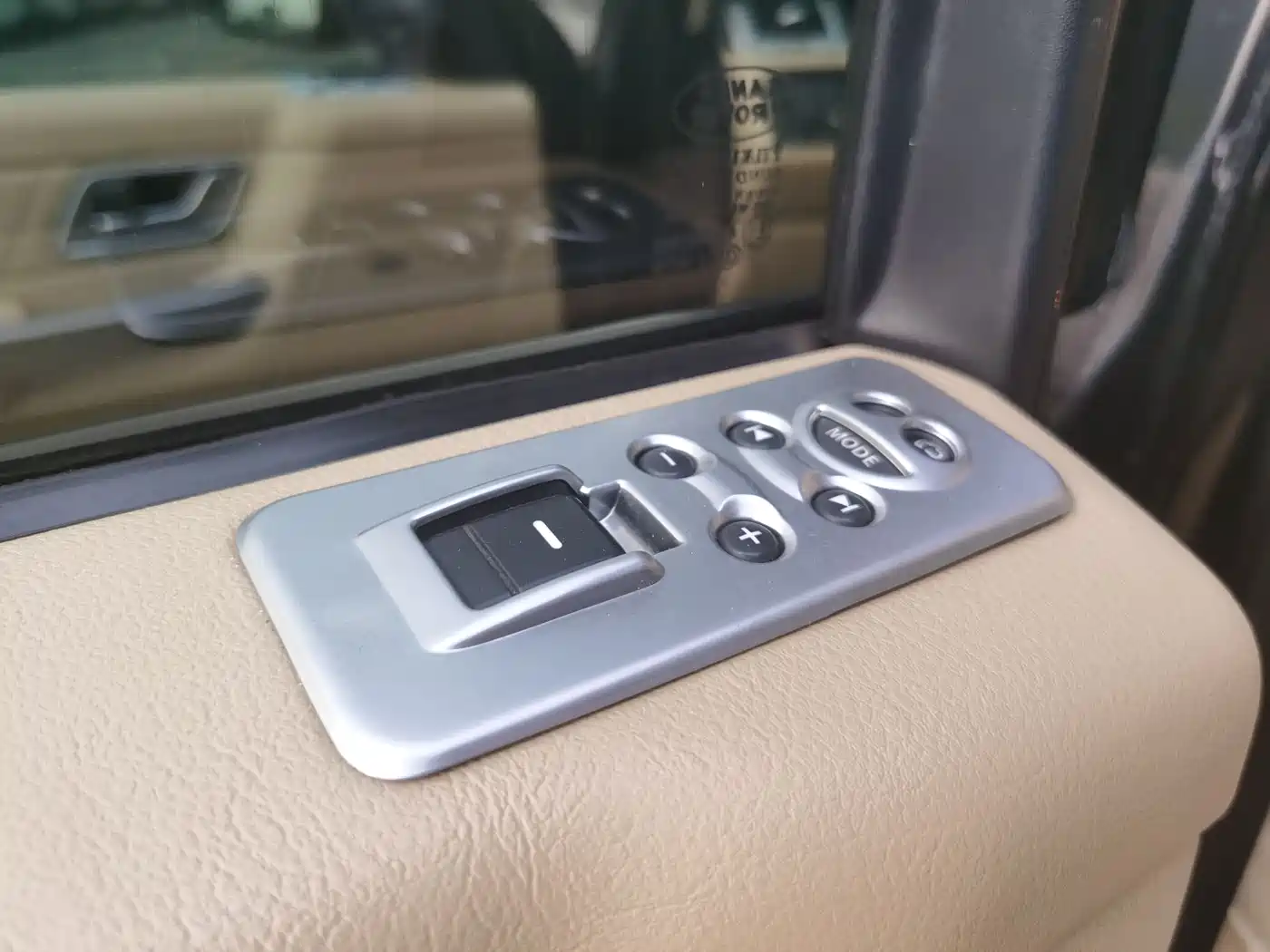 Land Rover Range Rover Sport 2005 Sport V8 4.4 фото 27