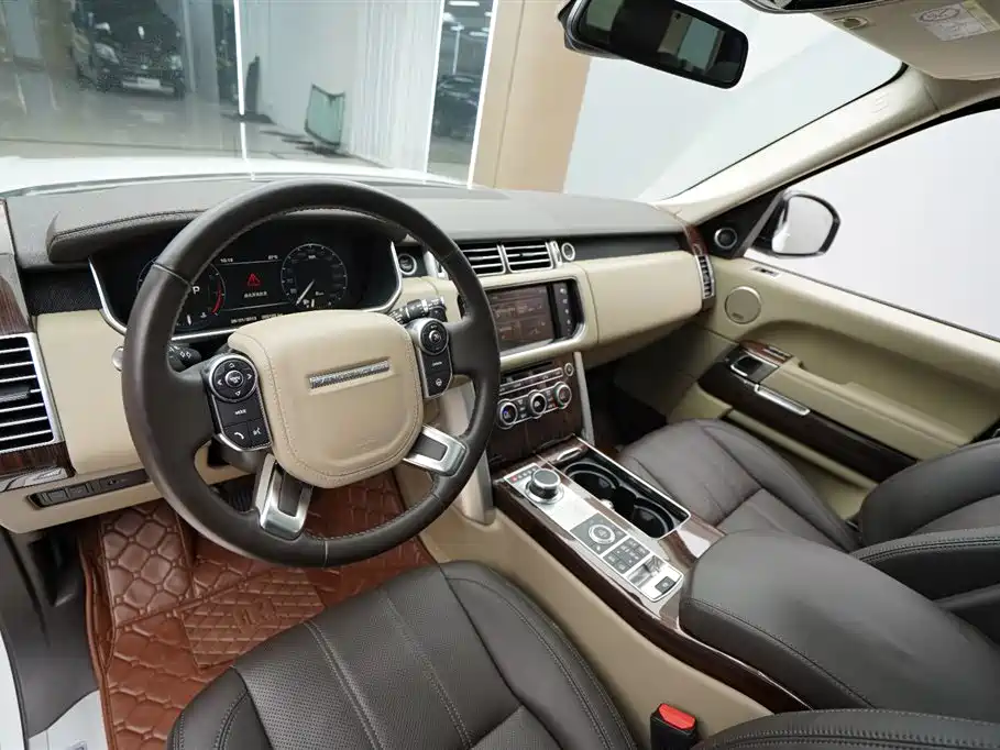 Land Rover Range Rover 2016 3.0 SC V6 Vogue SE Autobiography LWB фото 3