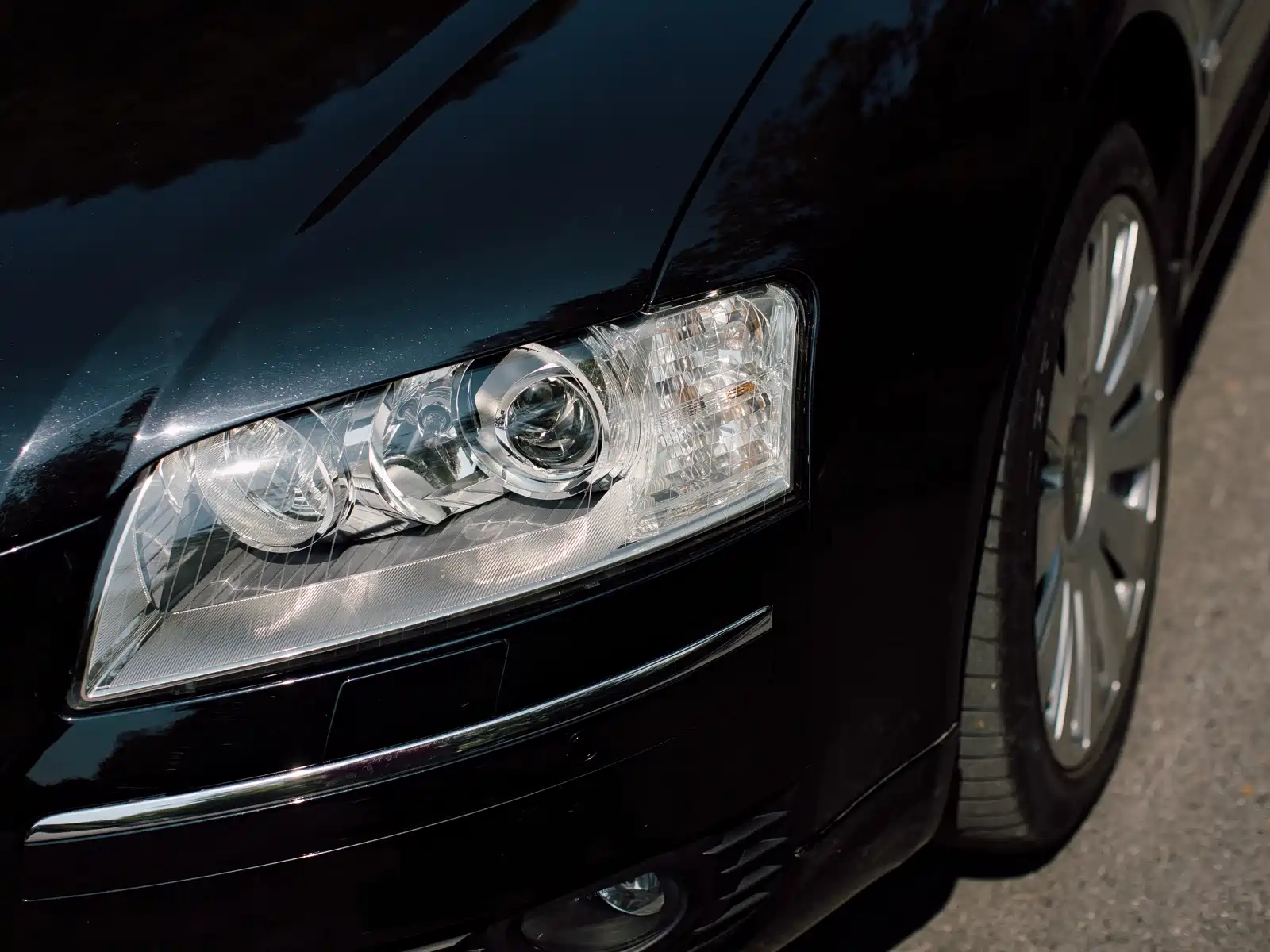 Фото 7 - Audi A8