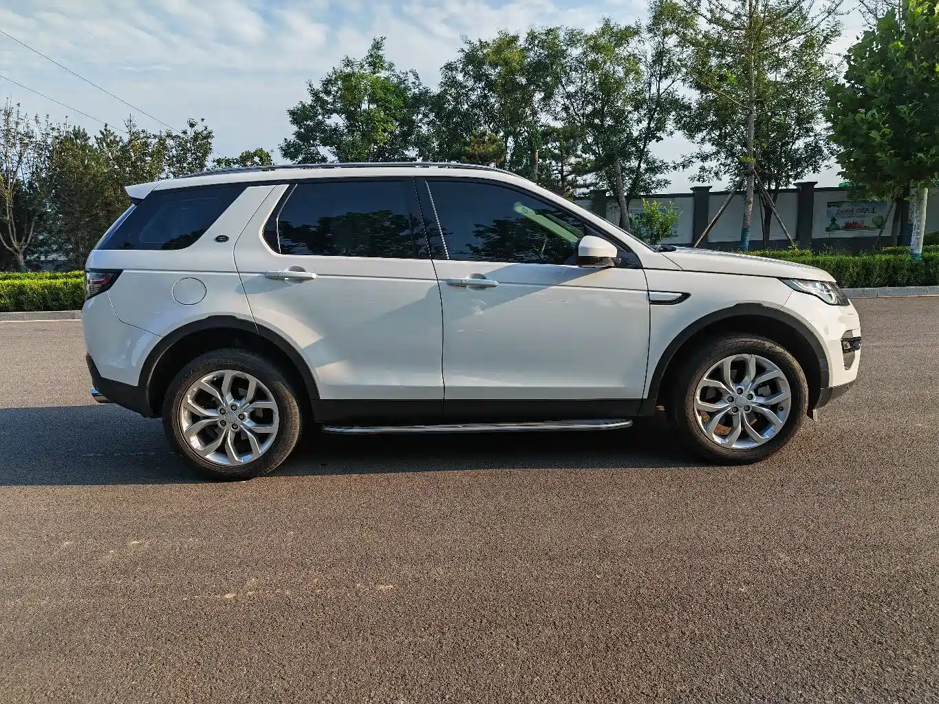 Land Rover Discovery Sport 2016 2.0T HSE фото 7