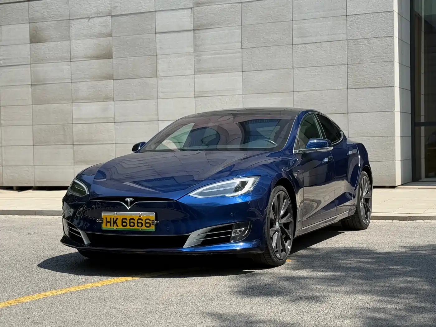 TESLA MODEL S 2017